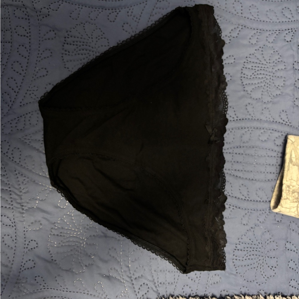 Victoria Secret Elegant Black Lace Trim Bikini Panties